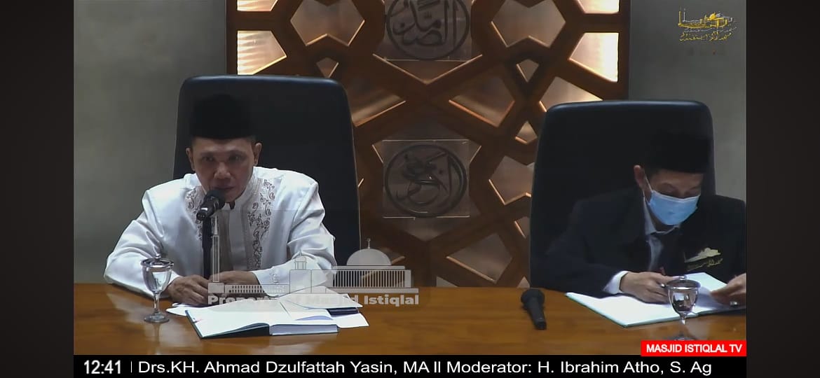 Hawamisy Istiqlal: Fadhilah Panggilan Azan dan Shaf Shalat yang Awal
