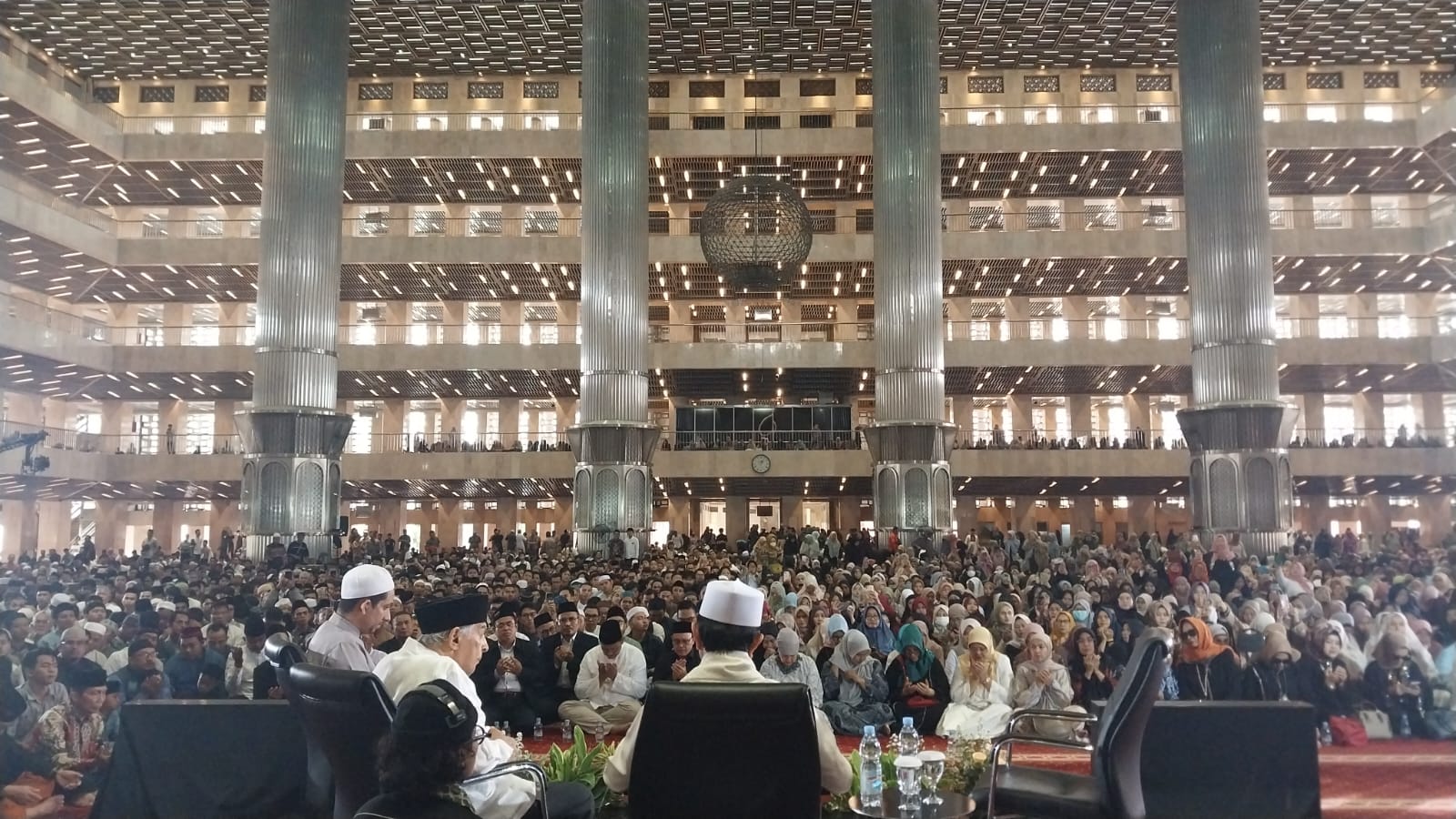 Hikmah: Memasuki Tahun Baru Islam 1447 H:  Refleksi atas Makna dan Keutamaan Bulan Muharram 