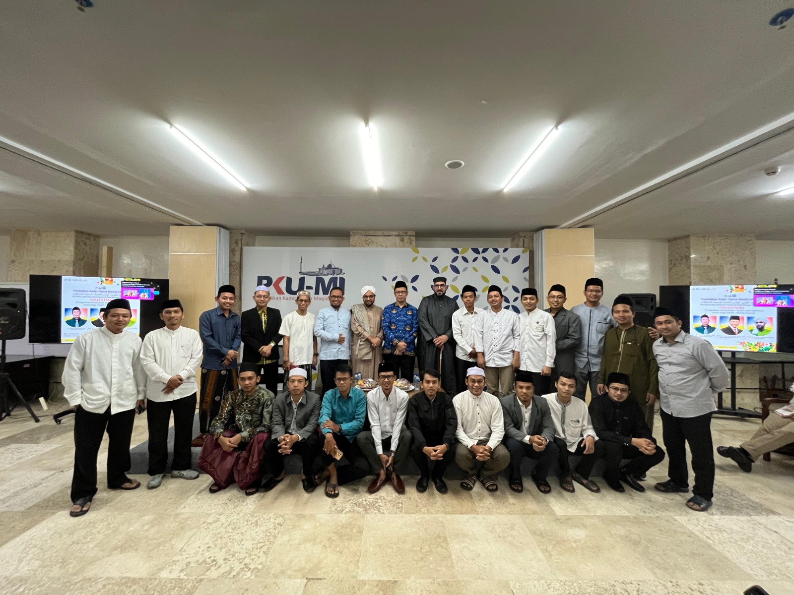Penguatan Turats dan Bahasa Arab bagi Calon Ulama Global