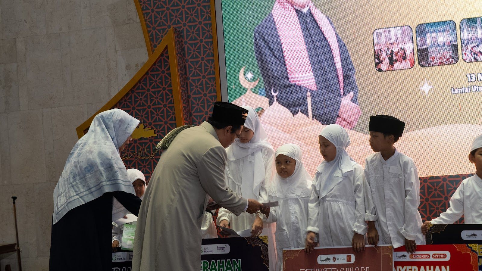 Tebar Kebaikan, Istiqlal Gelar Santunan Kepada 2026 Anak Yatim 