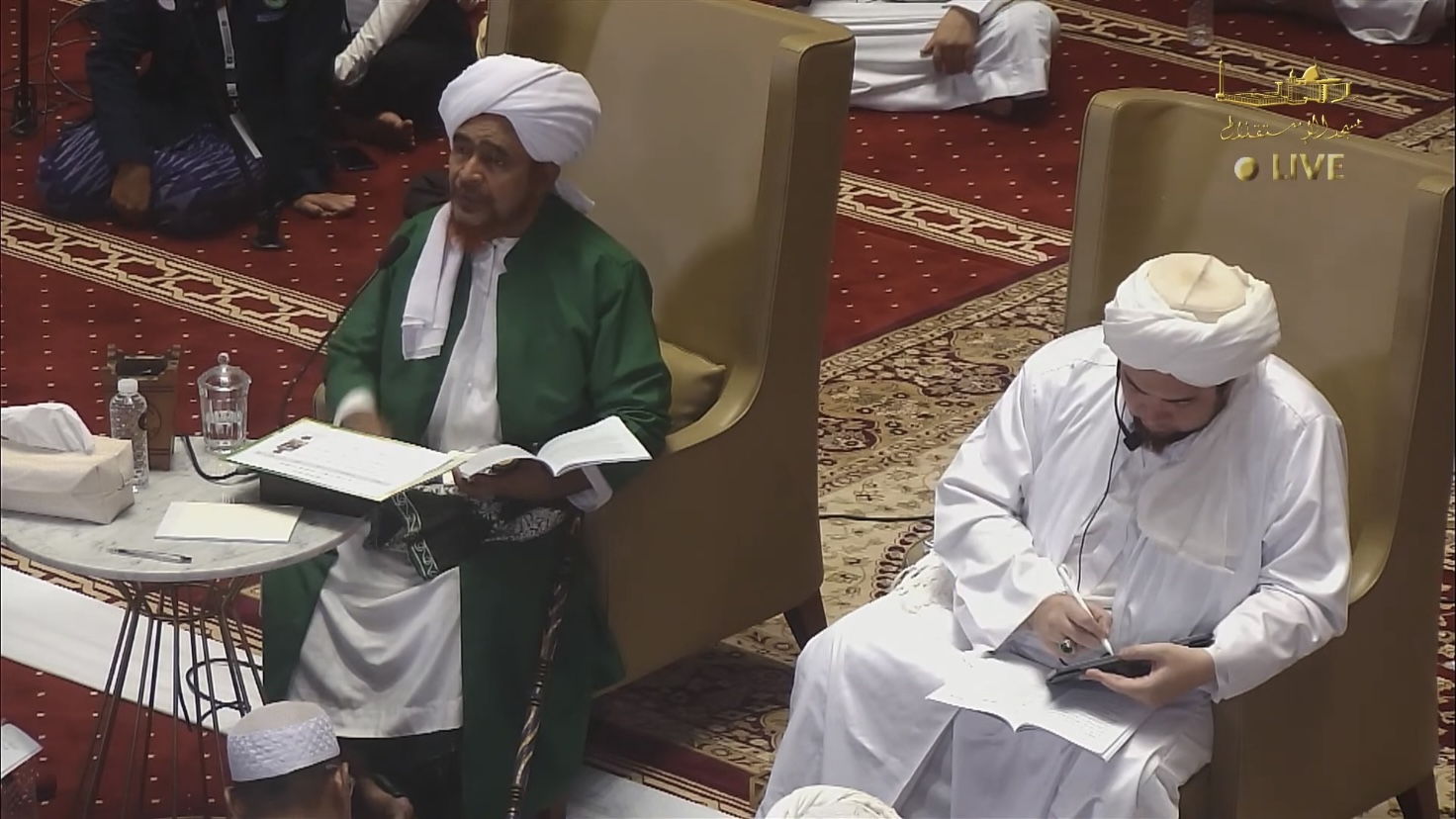 Habib Umar bin Hafidz: Wajib Setiap Mukmin Berinteraksi Khusus dengan Alquran 