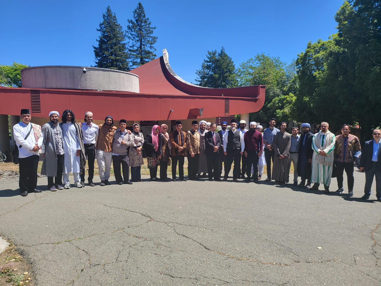 Kunjungan Imam Besar Masjid Istiqlal dan Shalat Jumat di Zaytuna College