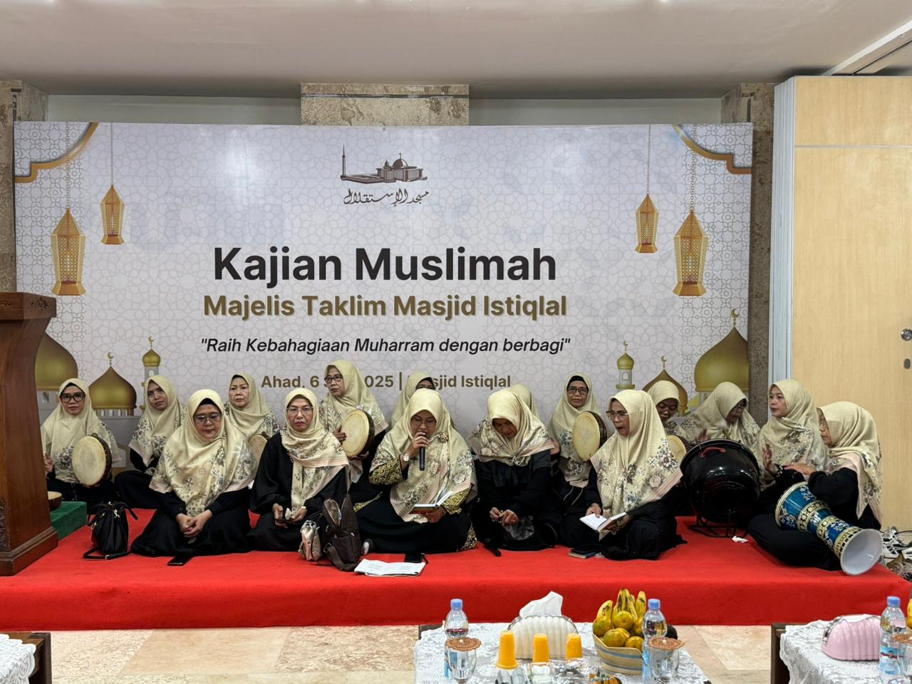 Semarak 1447 H, Majelis Taklim Kaum Ibu Masjid Istiqlal menyelenggarakan Kajian Muslimah dan Lebaran Yatim