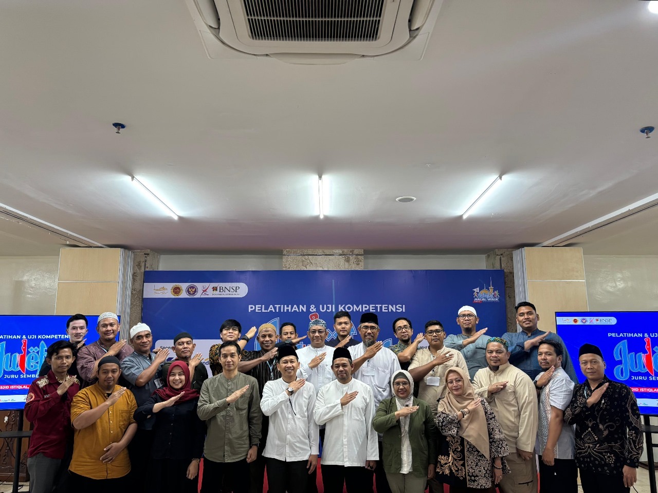 Pelatihan Uji Kompetensi Juru Sembelih Halal Sukses Digelar Dalam Rangkaian Istiqlal Halal Walk 2025