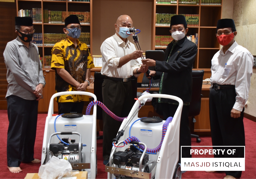 PT. Basuki Energi Indonesia Menghibahkan Electric Fine Master dan Neutra- Disinfektan kepada Masjid Istiqlal