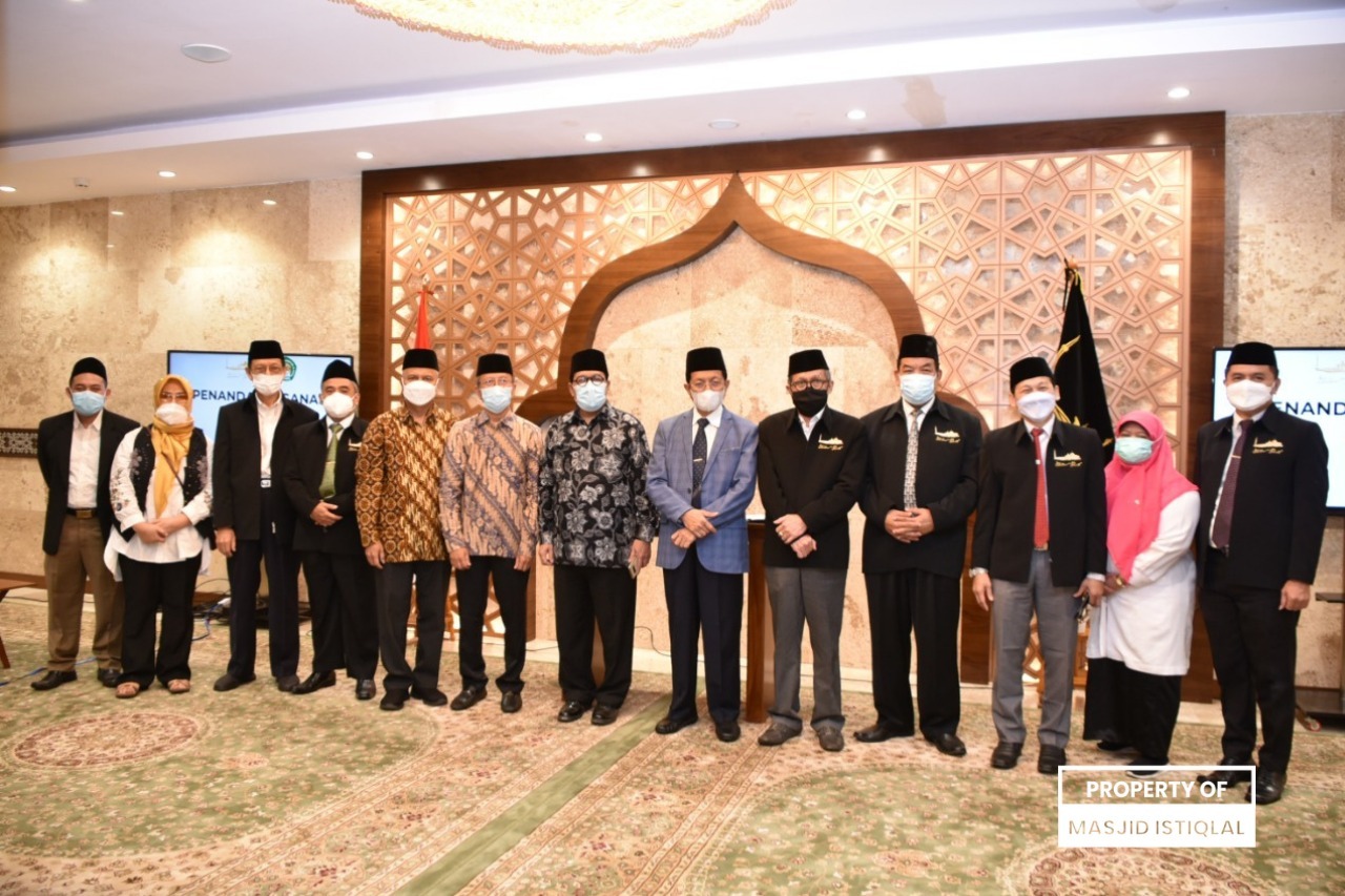 BPMI dan Institut PTIQ Jakarta Menandatangani MoU Pendidikan Kader Ulama (PKU) dan PKU Perempuan