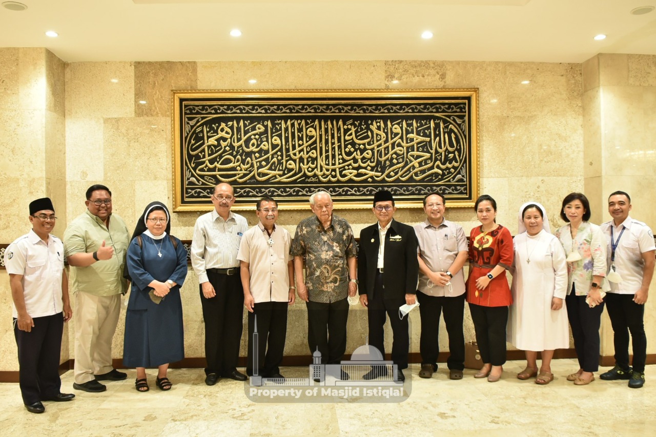 Masjid Istiqlal Terima Kunjungan Kardinal Julius Darmaatmadja