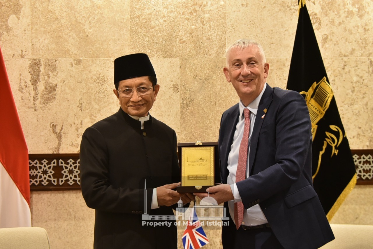 Kunjungan Ketua DPR Inggris Raya di Masjid Istiqlal