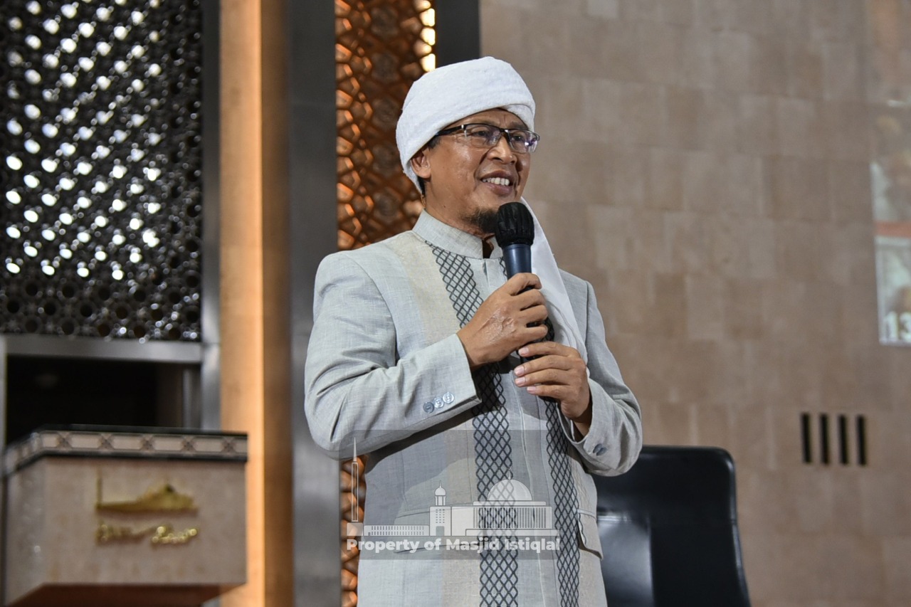 Tabligh Akbar Maulid Nabi Muhammad SAW, KH Abdullah Gymnastiar Ajak Masyarakat Sempurnakan Akhlak