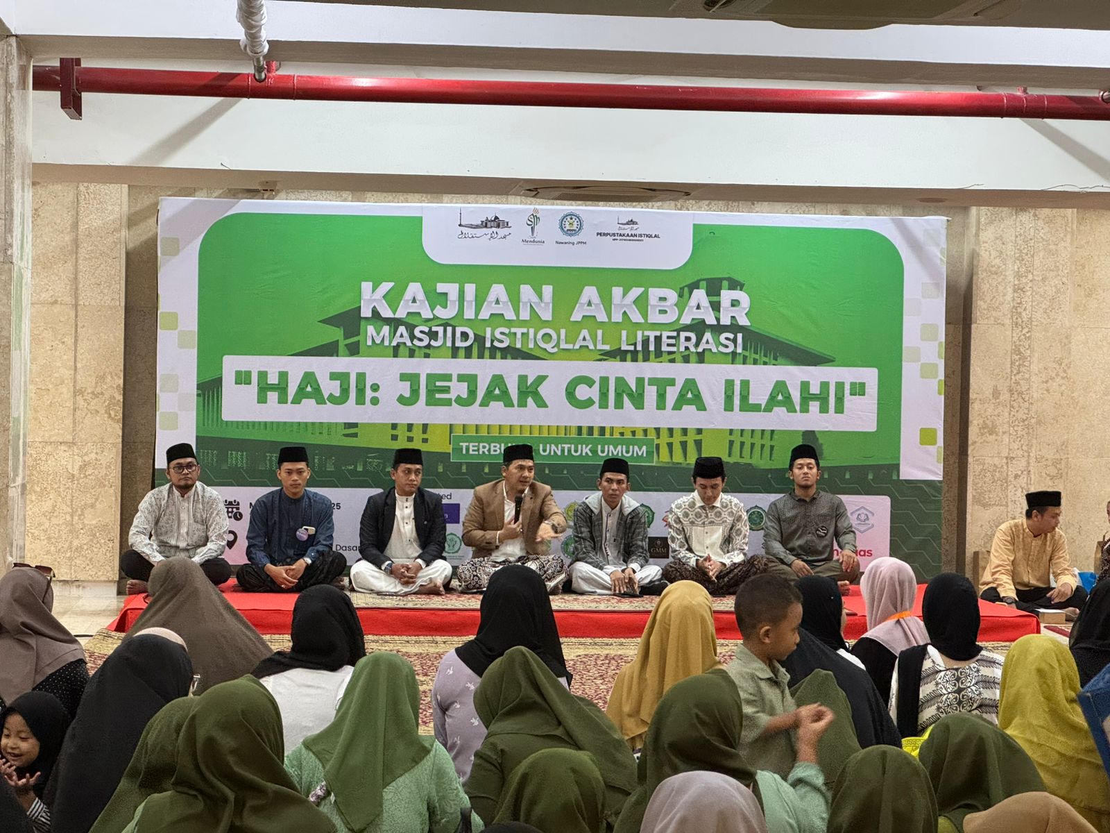 Kajian Akbar Masjid Istiqlal Literasi, Bahas Haji: Jejak Cinta Illahi