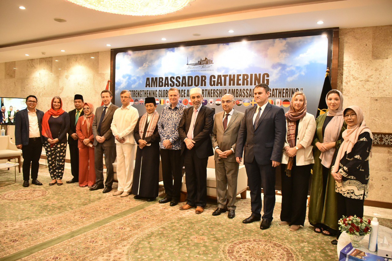 Pertemuan Duta Besar di Masjid Istiqlal