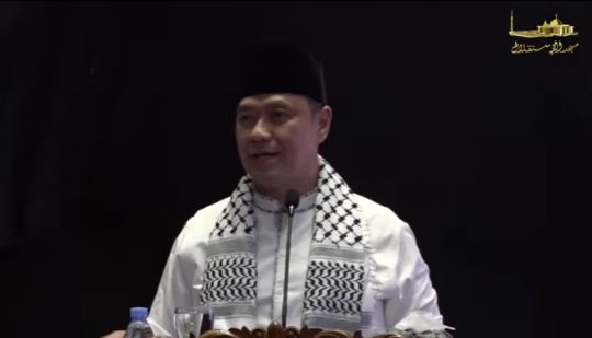 Muhasabah Akhir Tahun, Ustaz Ary Ginanjar Ajak Jamaah Baca Tanda Kebesaran Allah Lewat Alam