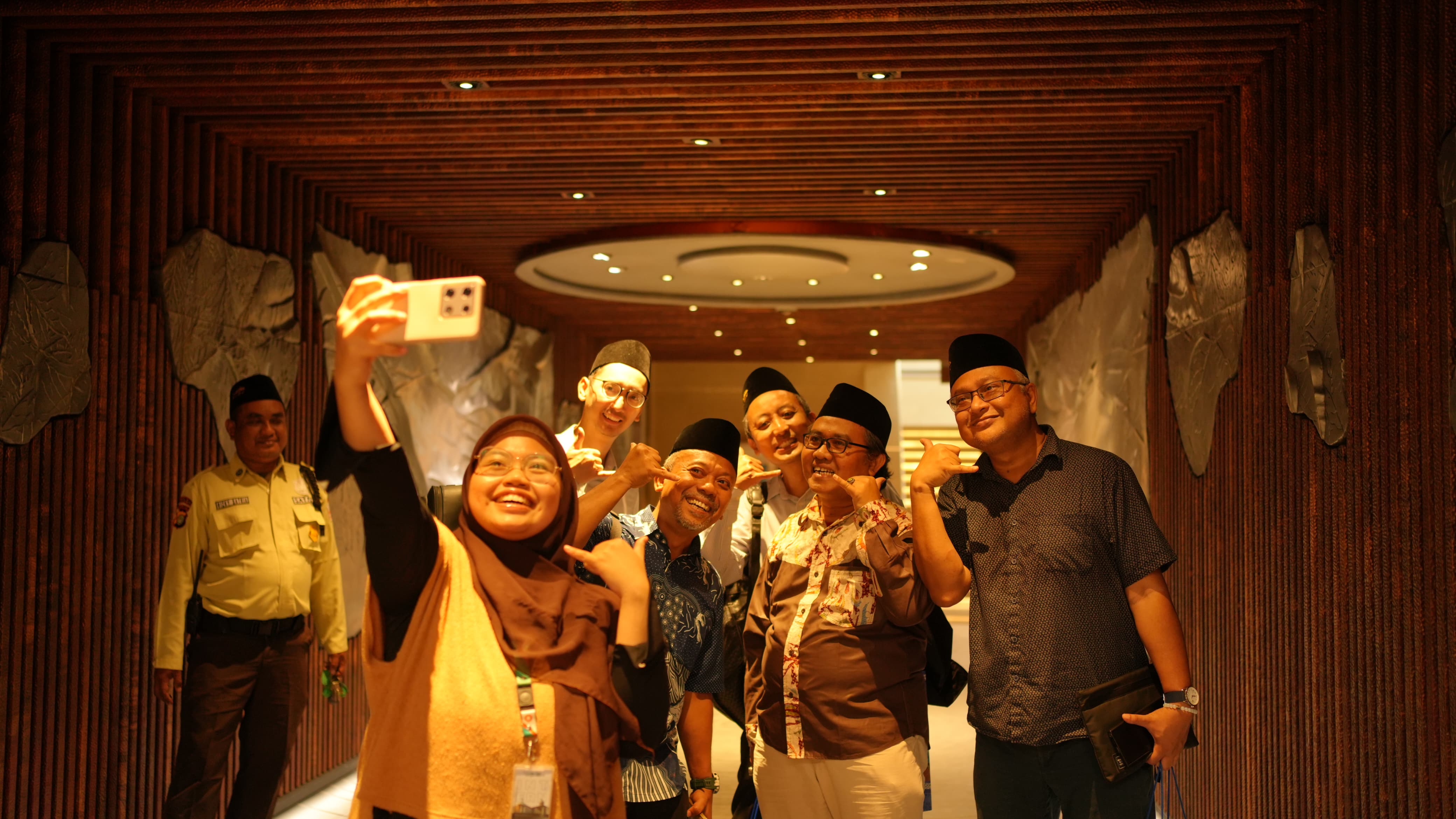 Sub Image 1