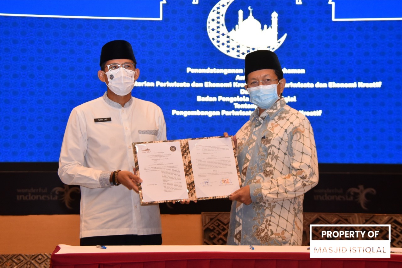Imam Besar Masjid Istiqlal Tandatangani MOU dengan Kemenparekraf