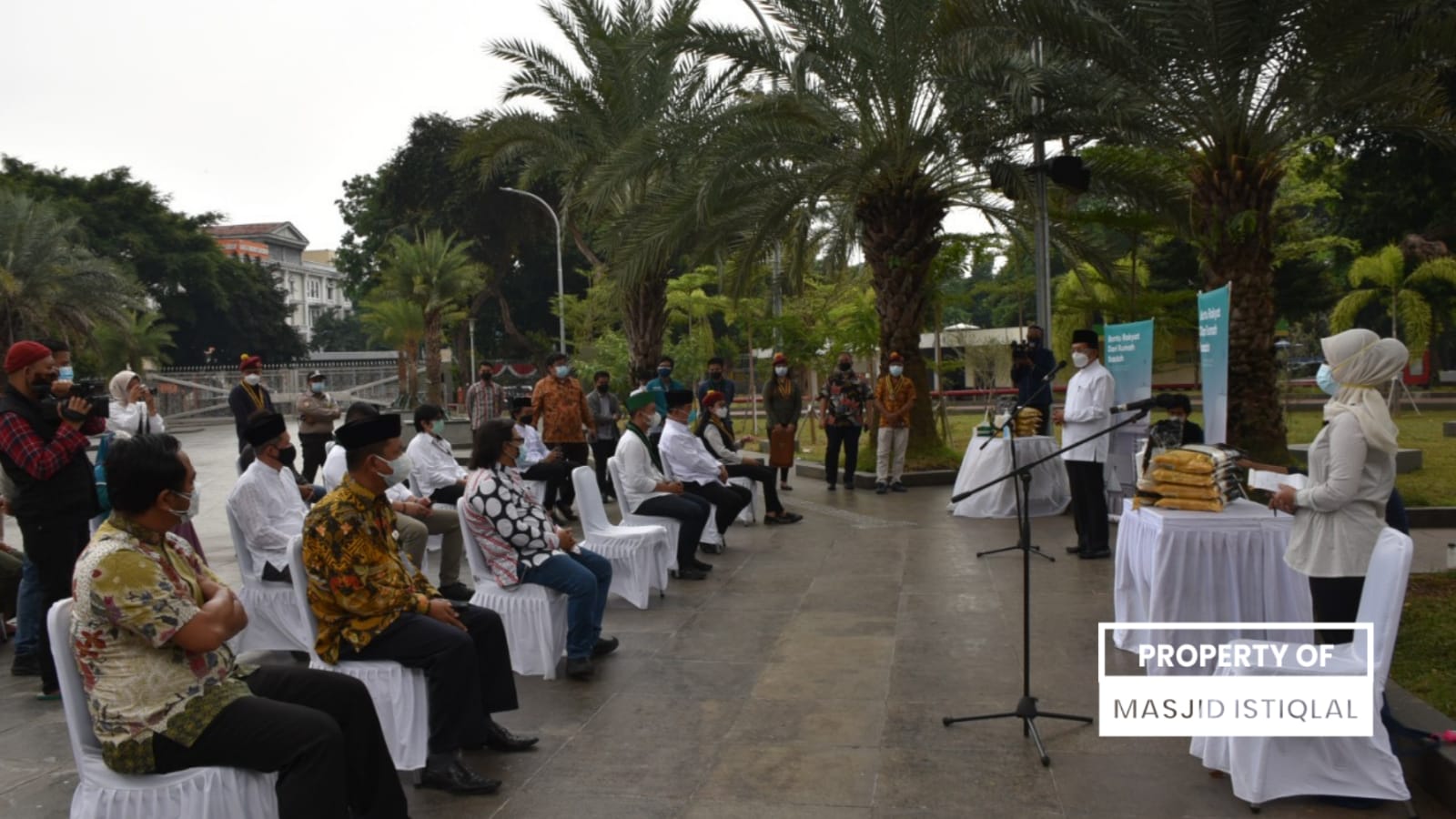 Istiqlal dan Katedral Dukung Gerakan Bantu Rakyat dari Rumah Ibadah