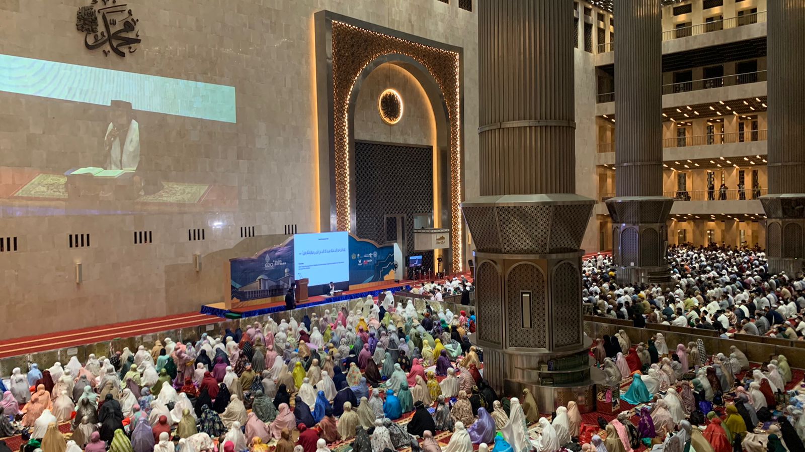 Suasana Malam ke-1 Ramadhan 1443 H