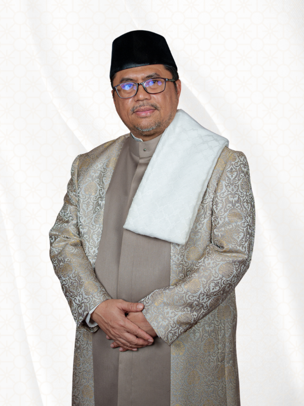 Drs. H. Hasanuddin Sinaga, MA. 